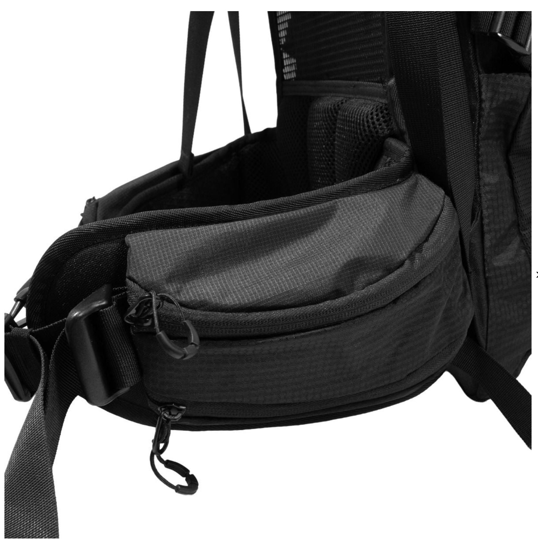 GymBeam Apex Hiking Backpack Rucksack 40 l Wanderrucksack reflektierend mit Regenschutz
