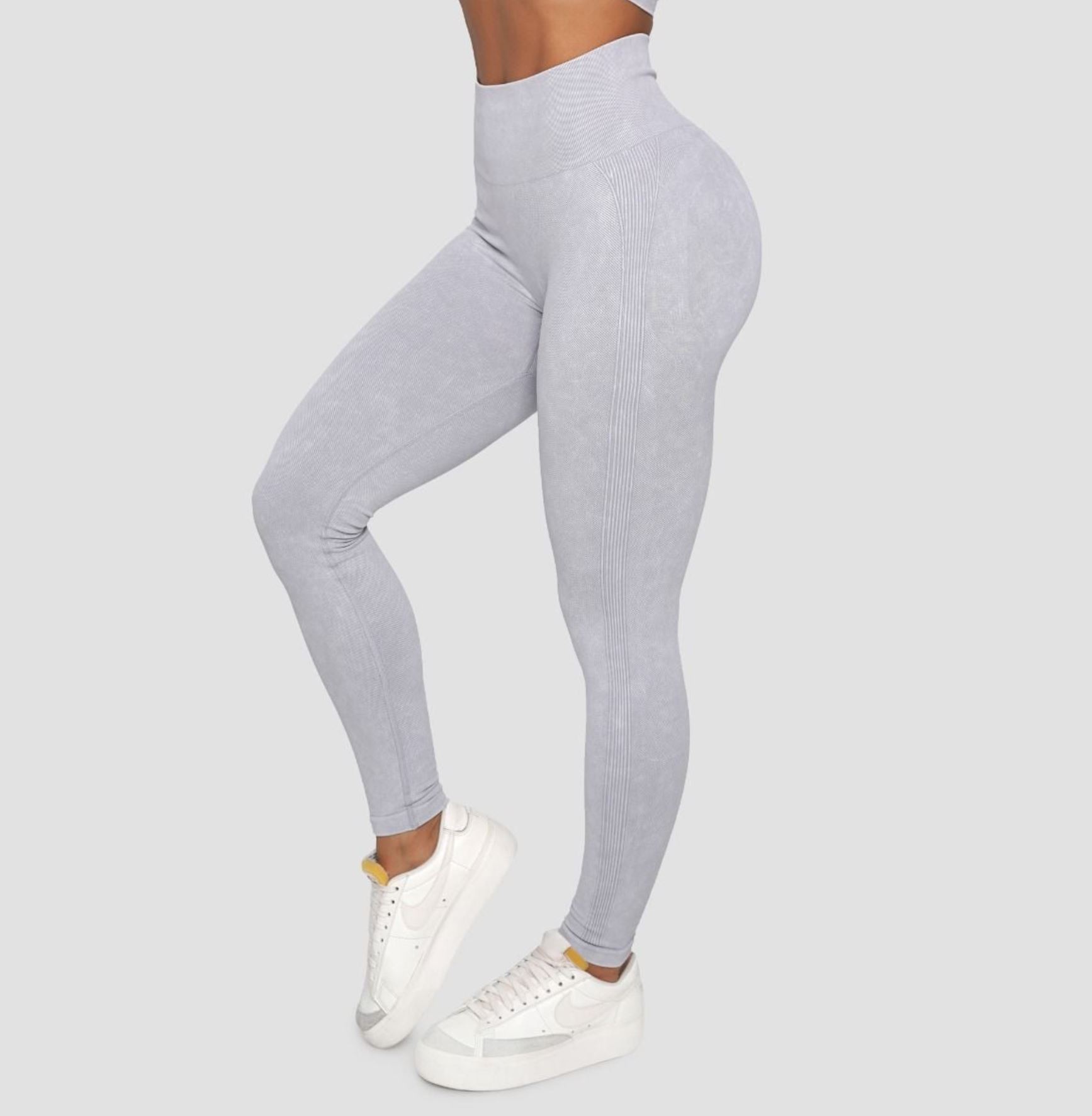 GymBeam Scrunch-Bum-Leggings LIFT Nahtlose Sportleggings für Frauen