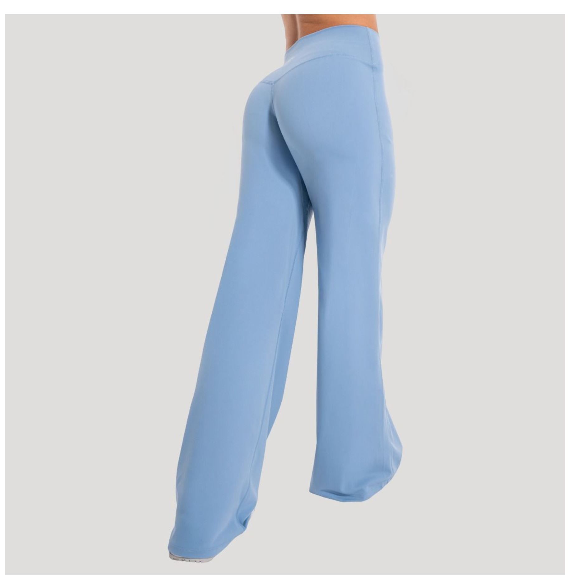 GymBeam Sporthose FLOW Azurblau für Frauen Straight Pants atmungsaktive Trainingshose mit Strech Gr. M