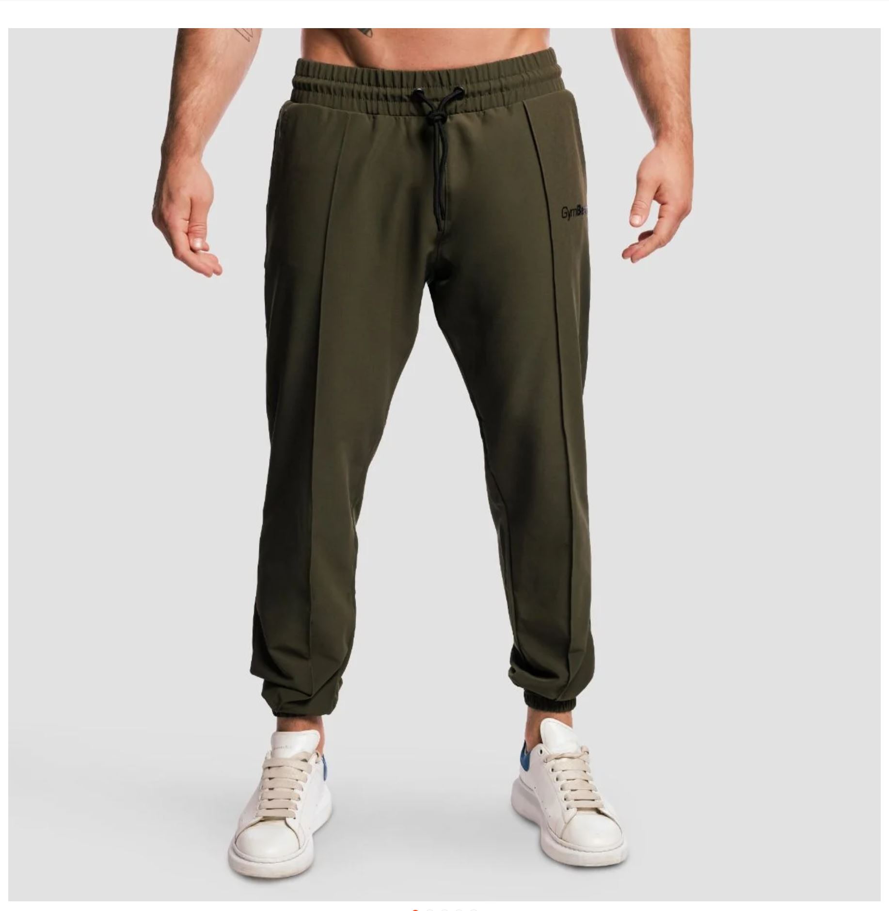 GymBeam ARC Hose in olive für Herren mit Knöchelbund bequeme Männerhose im Joggerschnitt Gr. S