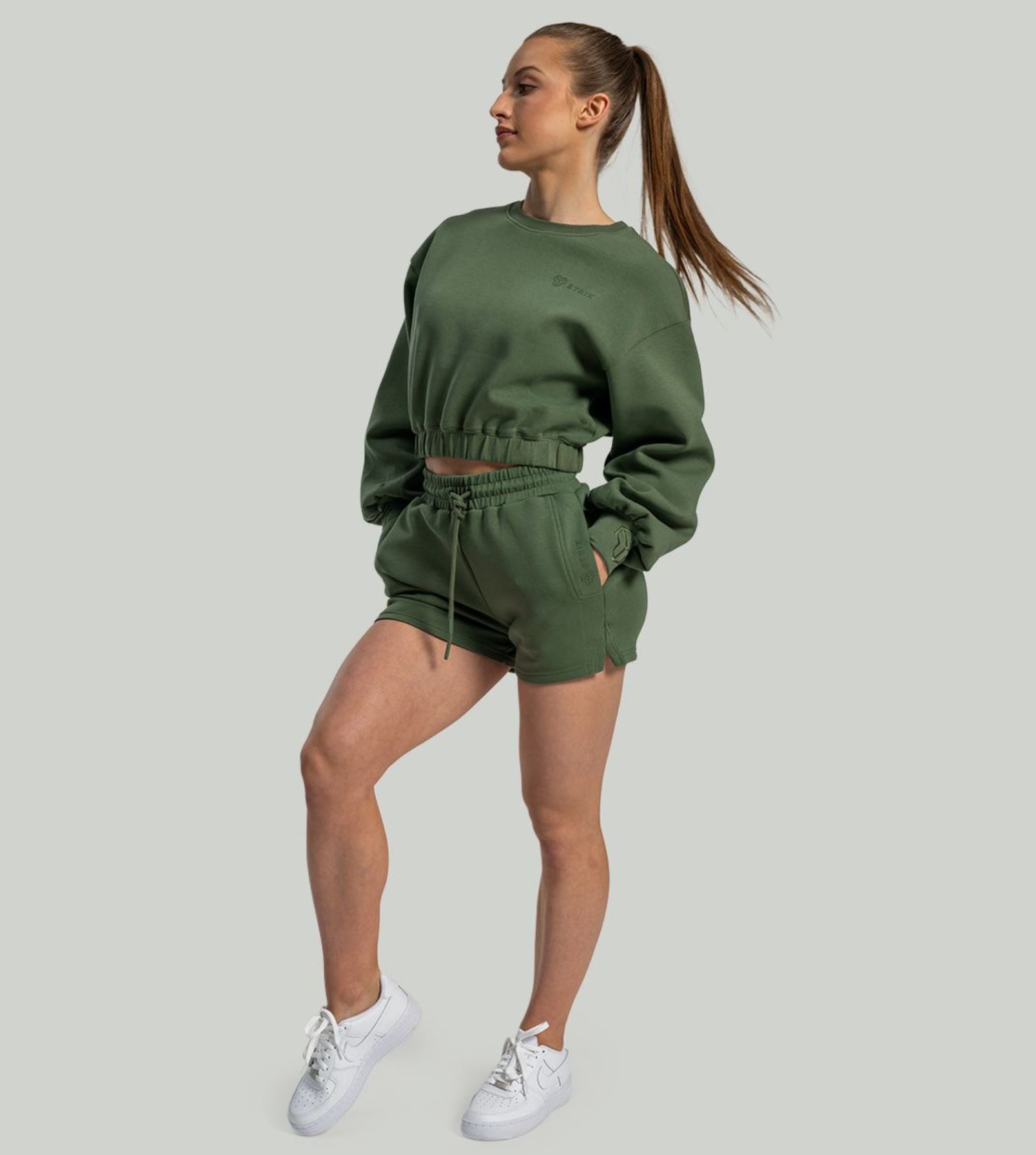 STRIX LUNAR Cropped Pullover