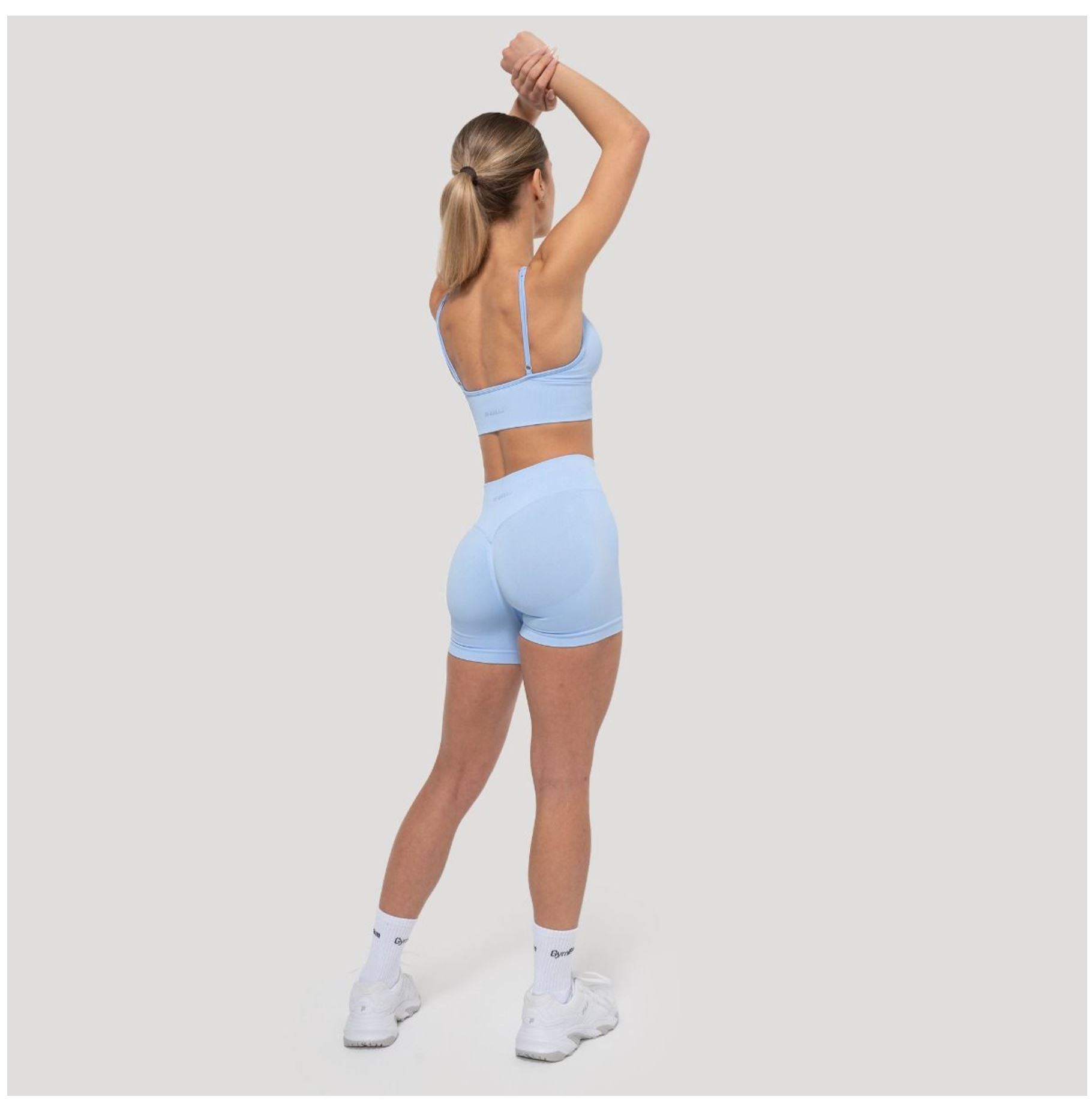 GymBeam LUMA Shorts Sportshorts für Frauen nahtloses Design Scrunchshorts Baby-Blau Gr. S