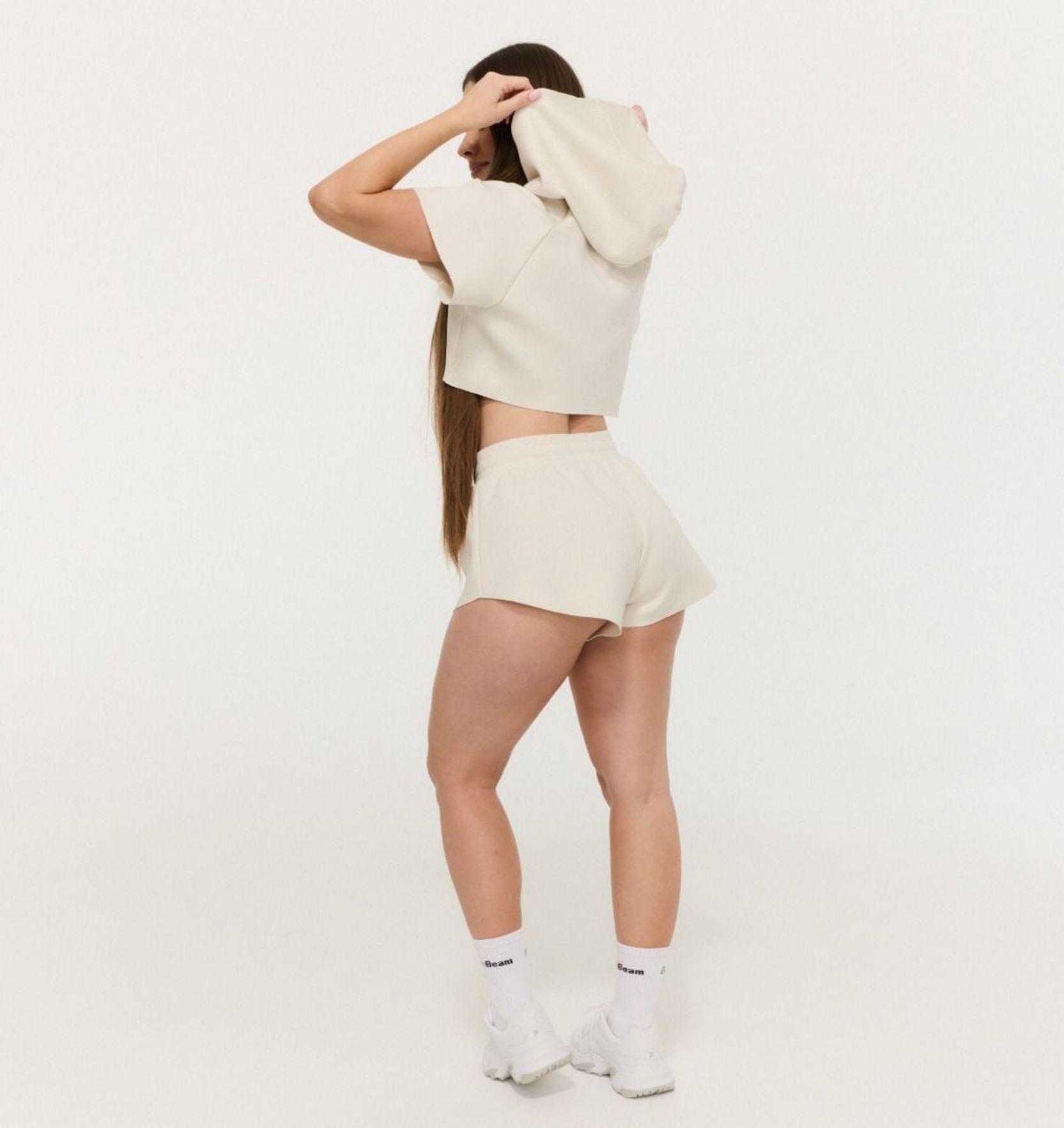 GymBeam Relay Shorts atmungsaktiv Sportshorts undurchsichtig