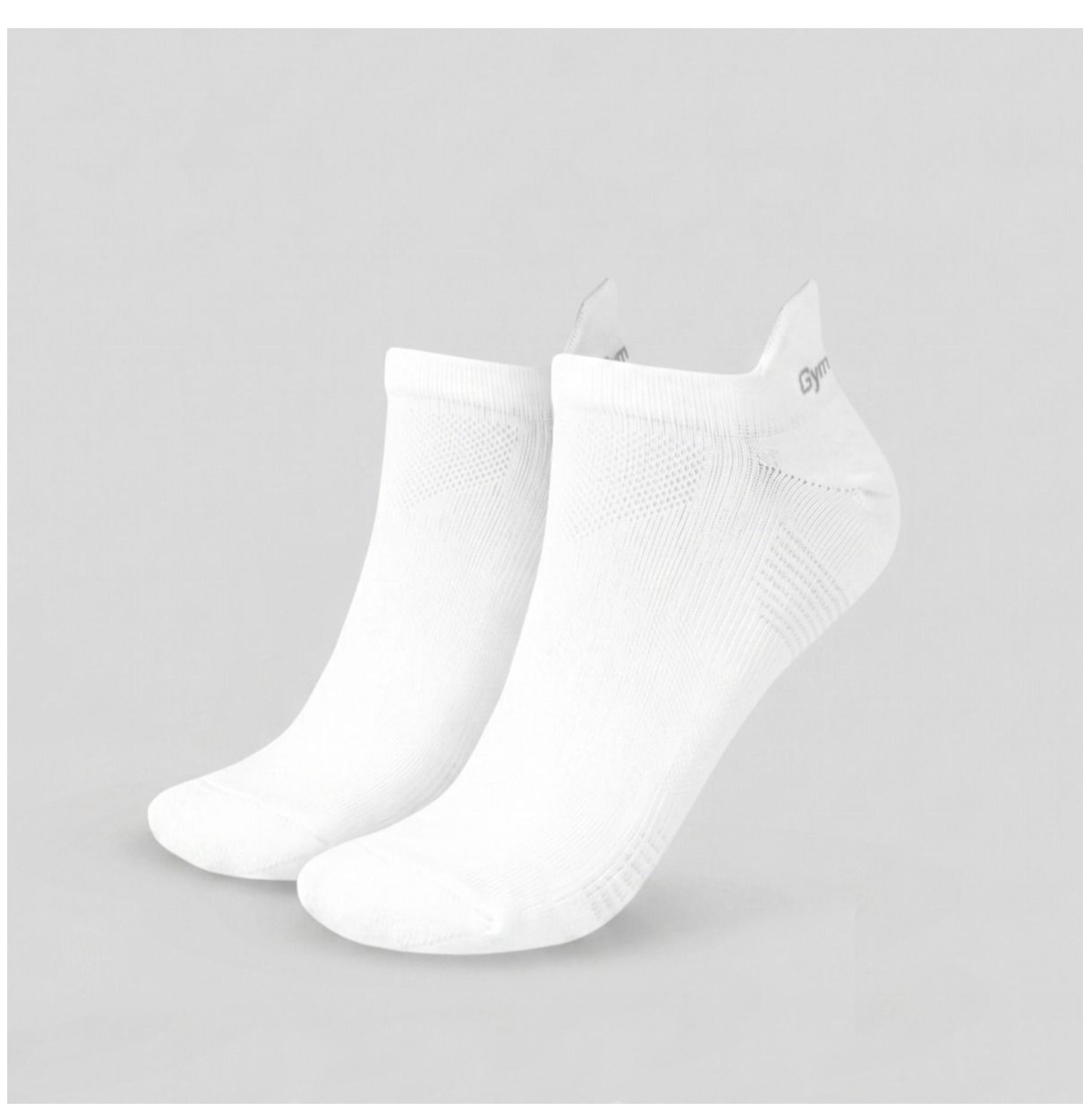 GymBeam TAB Socken weiß Anti-Schweiß Socken Gr. S mit Silberfasern antibakteriell 3er-Pack