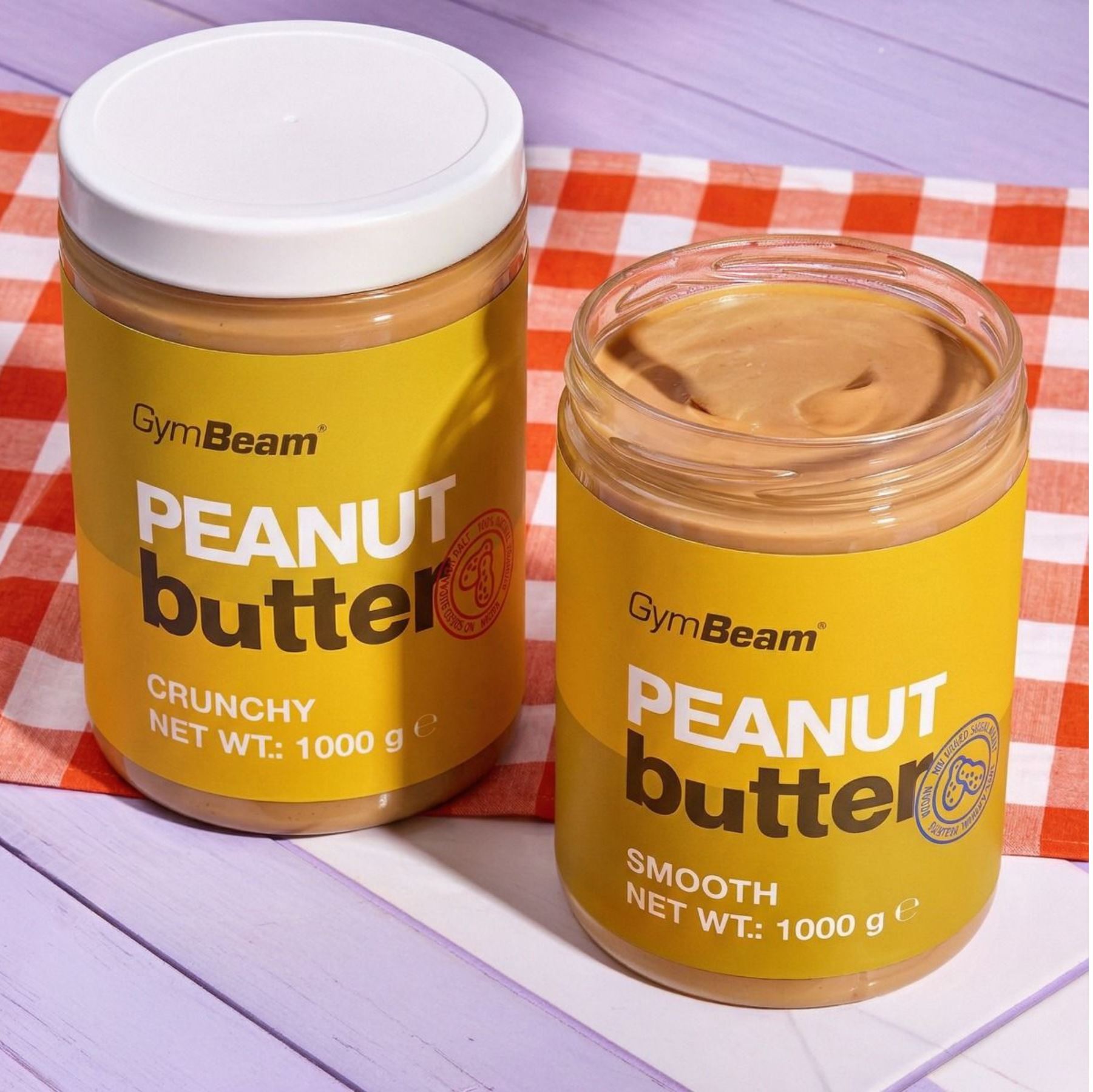 GymBeam Natürliche Erdnussbutter Cremiger Erdnussaufstrich mit Erdnussstücke & ohne Nussstücke Vegan