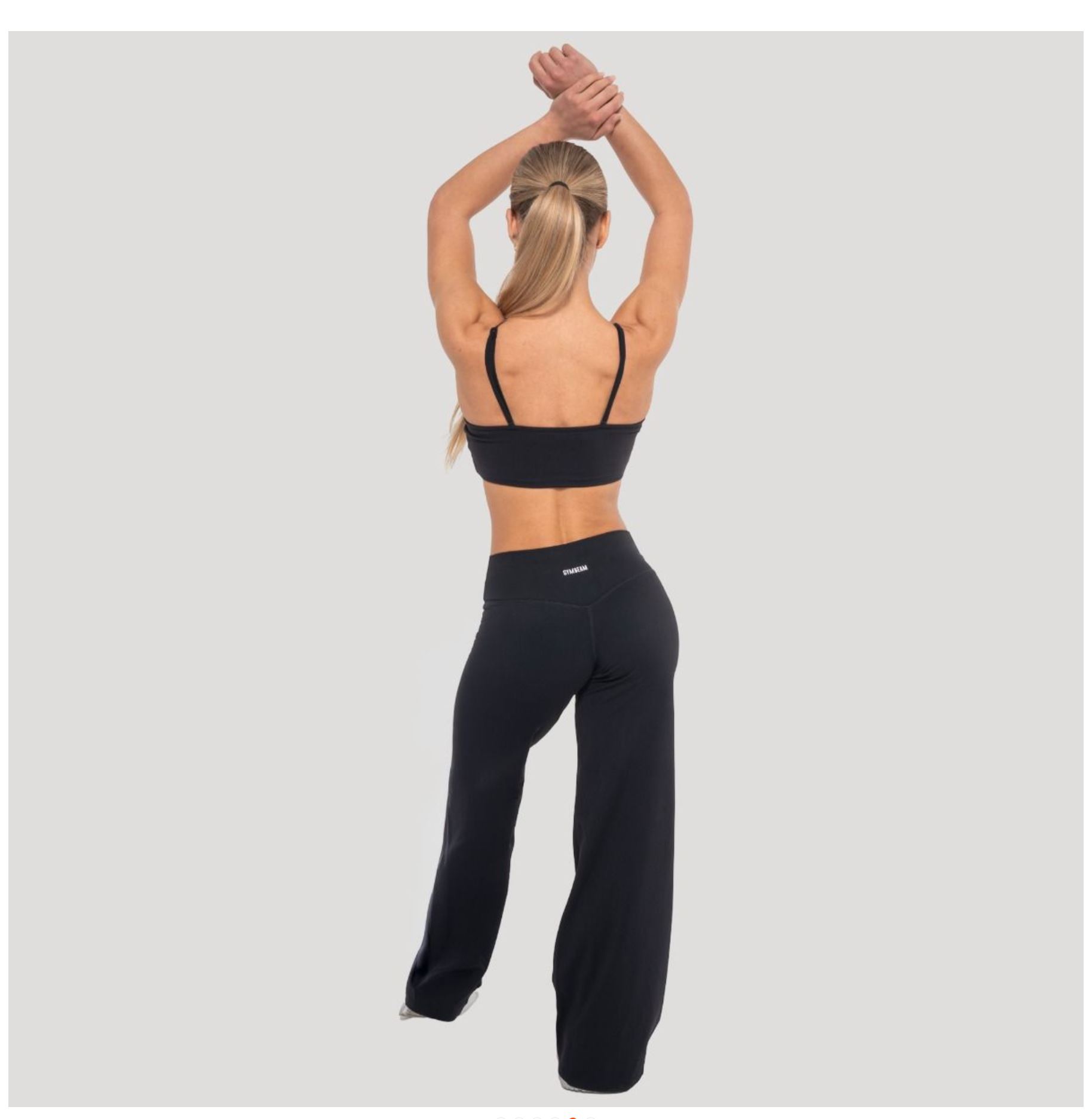 GymBeam Sporthose FLOW schwarz für Frauen Straight Pants atmungsaktive Trainingshose mit Strech Gr. L