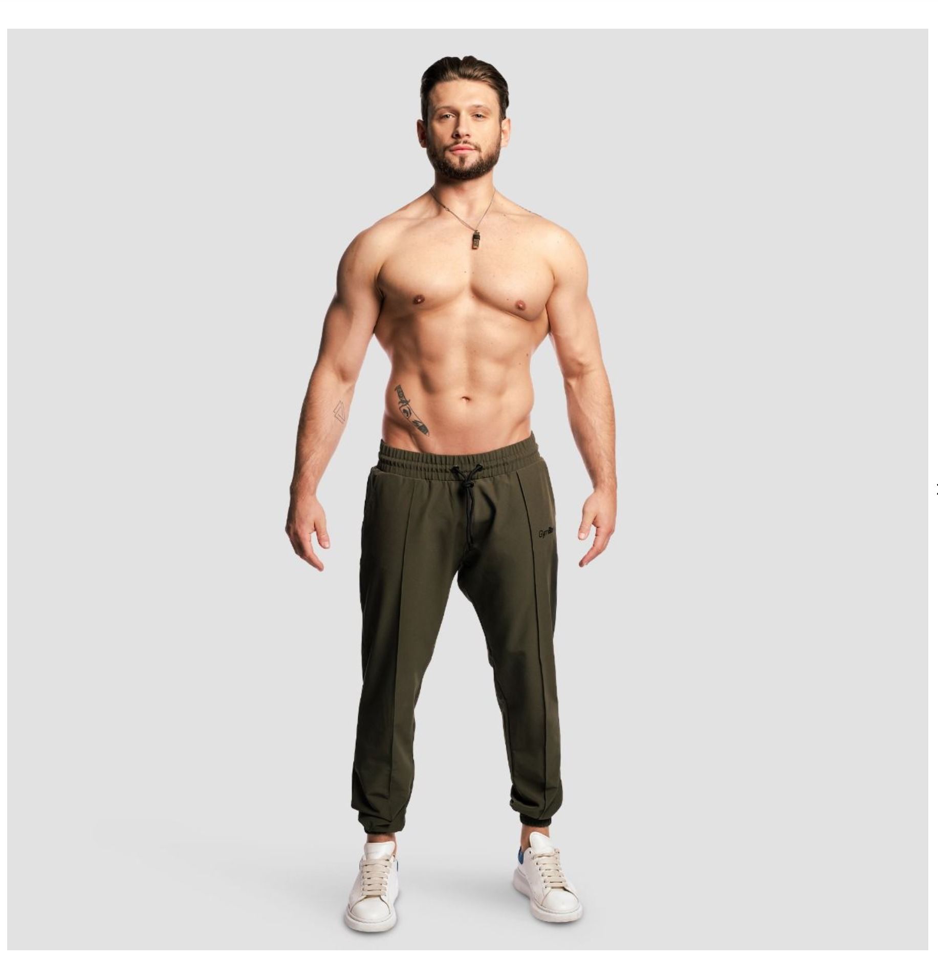 GymBeam ARC Hose in olive für Herren mit Knöchelbund bequeme Männerhose im Joggerschnitt Gr. S